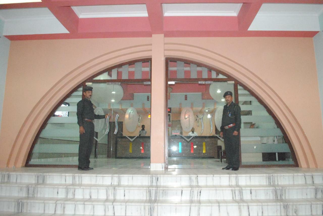 Geetco Hotel Jalor Exterior photo