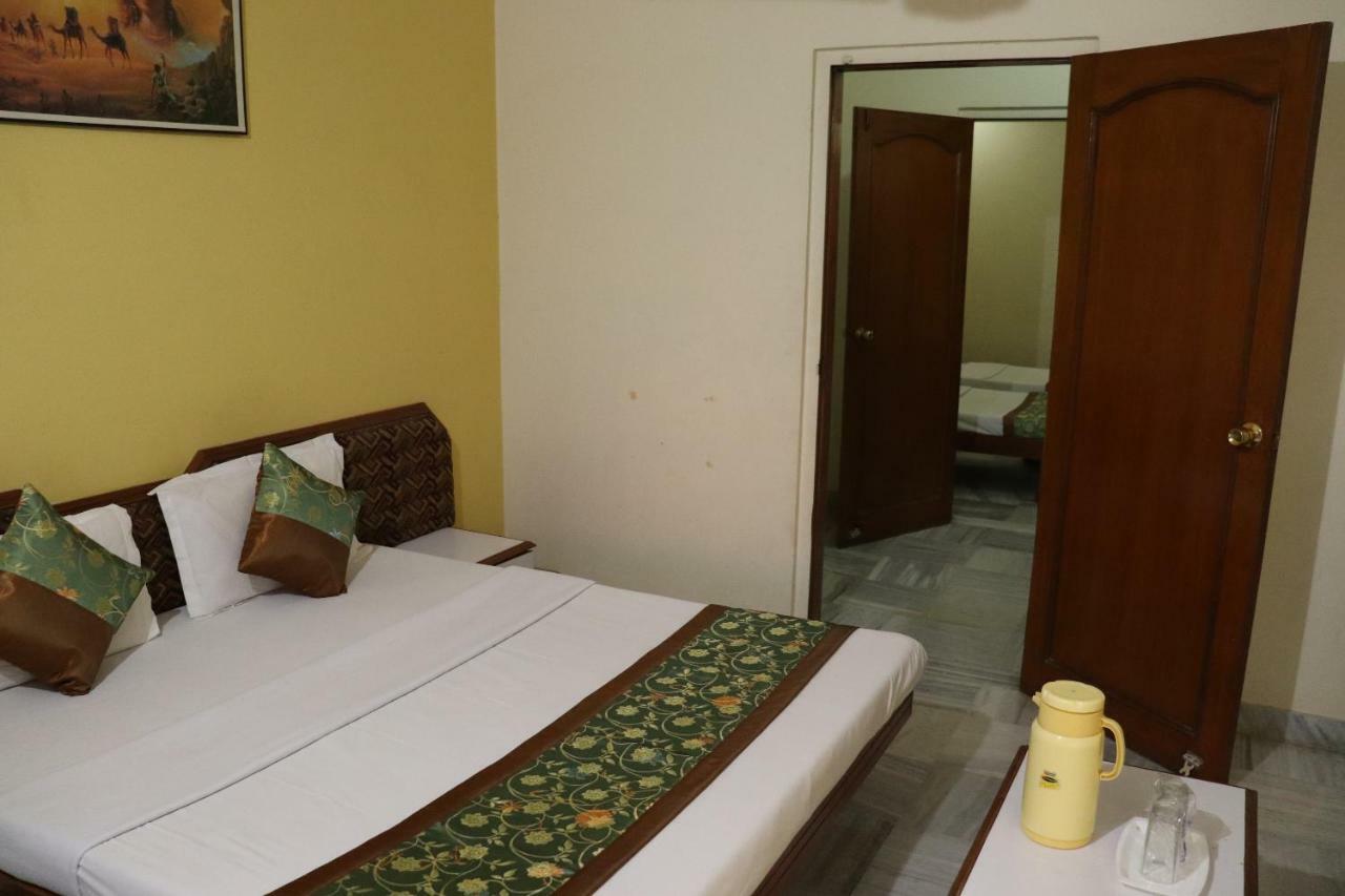 Geetco Hotel Jalor Exterior photo