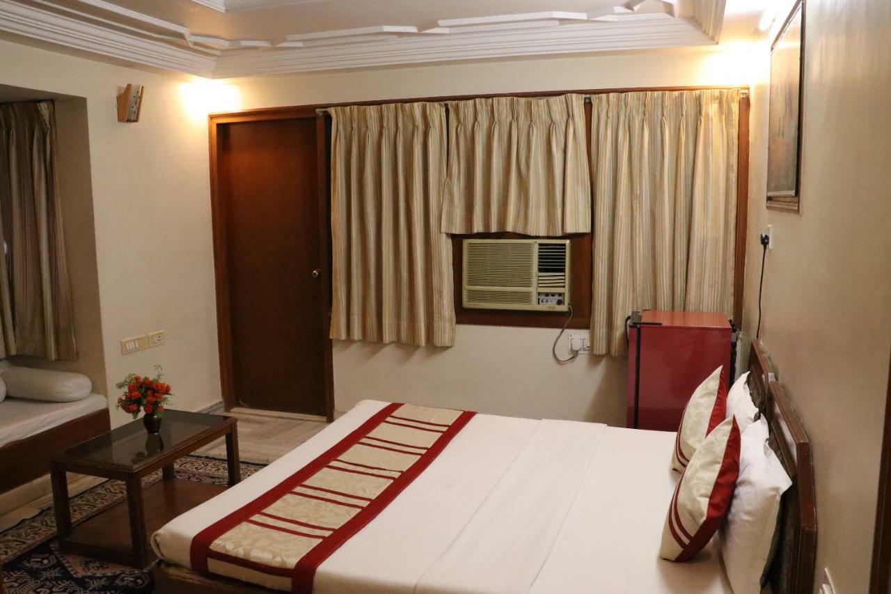 Geetco Hotel Jalor Exterior photo