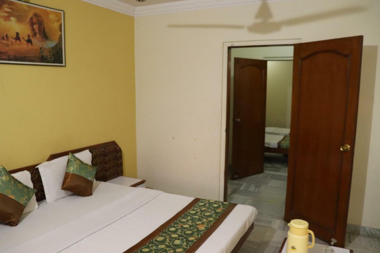 Geetco Hotel Jalor Exterior photo